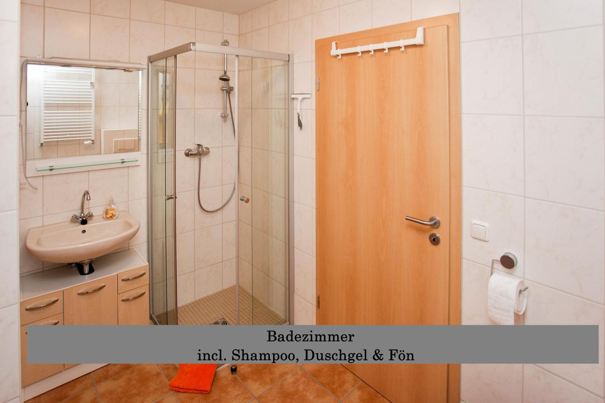 Ferienwohnung Auszeit Am Kurpark Bad Berka - Balkon - Ruhige Lage- Gratis Parkplatz & Wlan Exteriör bild