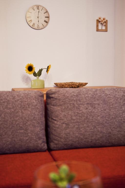 Ferienwohnung Auszeit Am Kurpark Bad Berka - Balkon - Ruhige Lage- Gratis Parkplatz & Wlan Rum bild